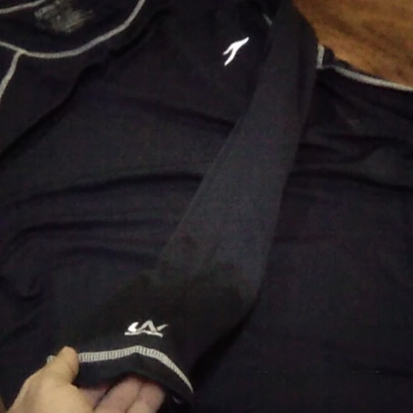 Speedo Men's UV Swim shirt long sleeve loose fit shirt - Picture 5 of 6